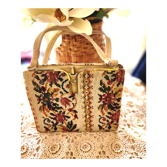 None and/or Unknown Handbags - Vintage Needle Point Tapestry Carpet Bag Mid Century Modern Brass KissLock Purse